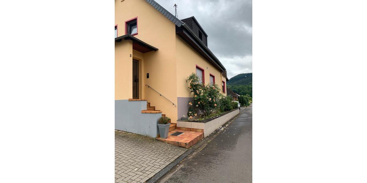Einfamilienhaus Osann-Monzel Monzel - 5 Zimmer, 160 m&sup2;, 1.000&euro; | Angebot:26096213
