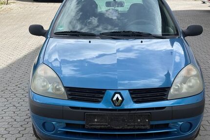 Renault Clio 145.000 km 690 &euro; Eching 85386