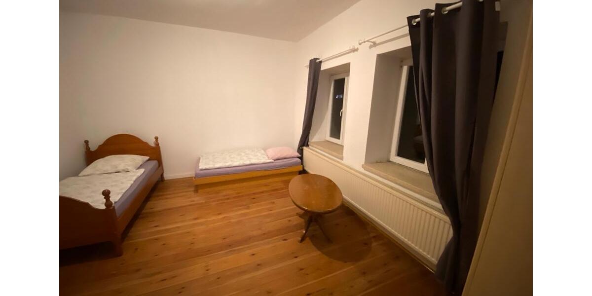 Erdgeschoßwohnung Tasdorf - 5 Zimmer, 110 m&sup2;, 1.150&euro; | Angebot:26322840