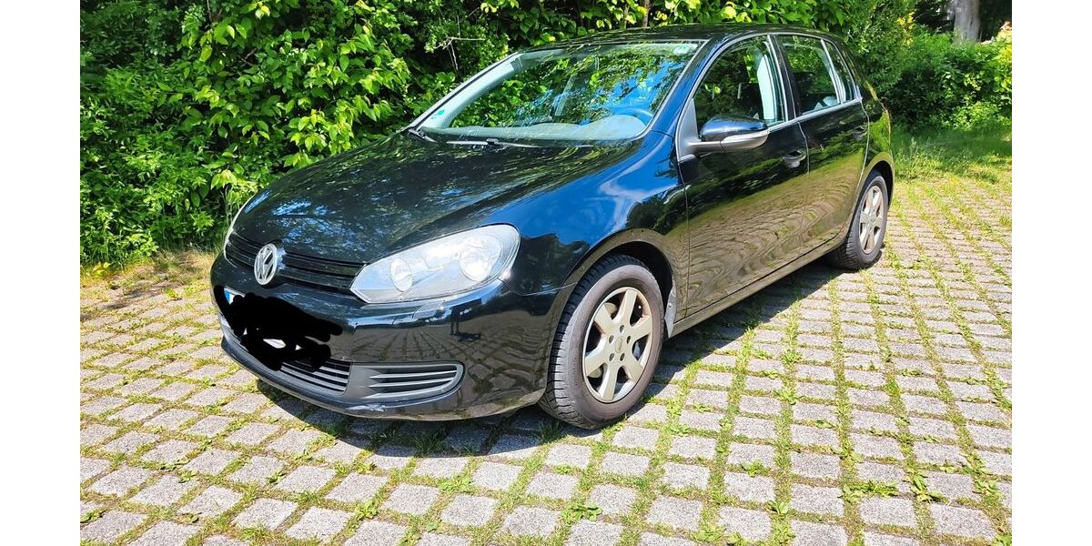 VW Golf 210.000 km 2.400 &euro; Chemnitz 09123