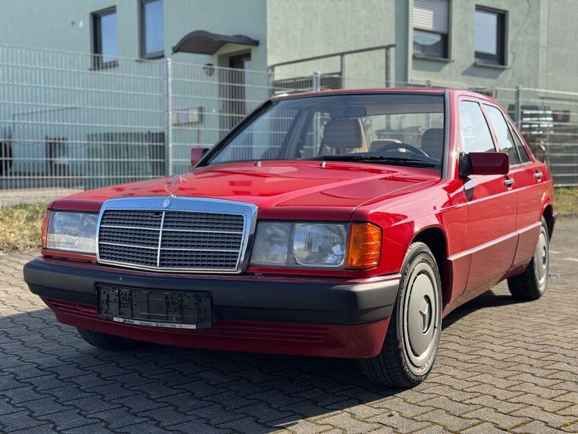 Mercedes-Benz 190 181.000 km 4.990 € Eckental 90542