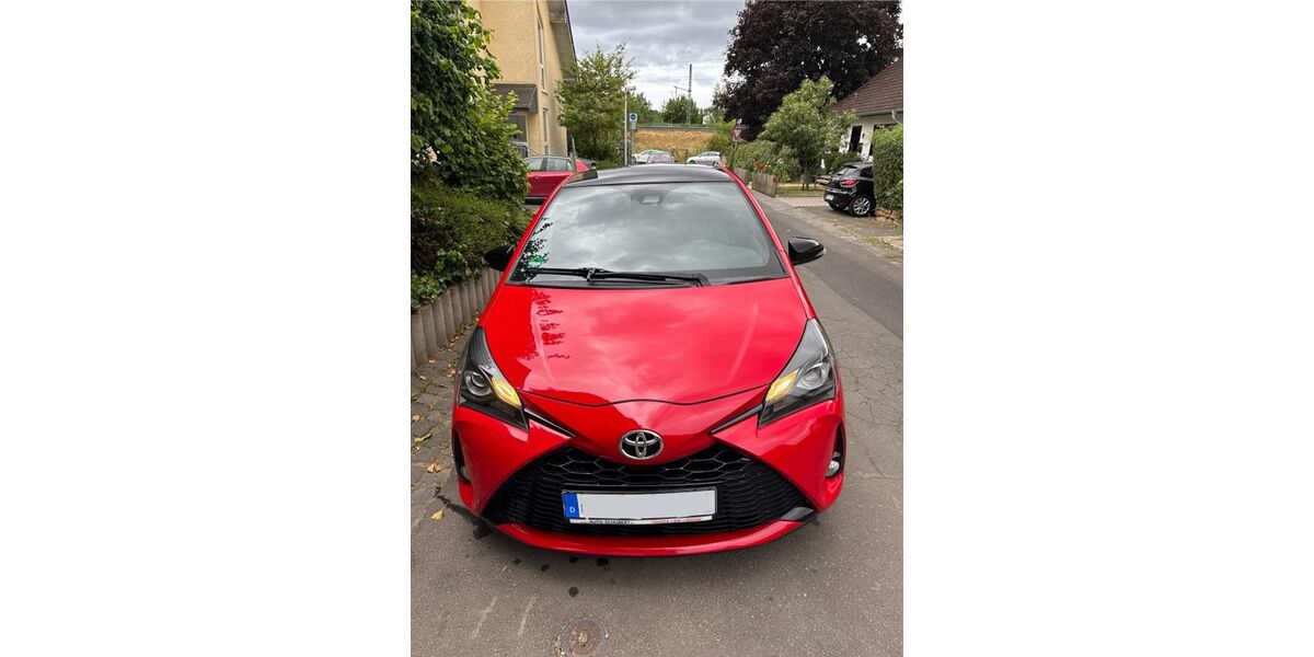 Toyota Yaris 110.000 km 12.500 &euro; Bonn 53119