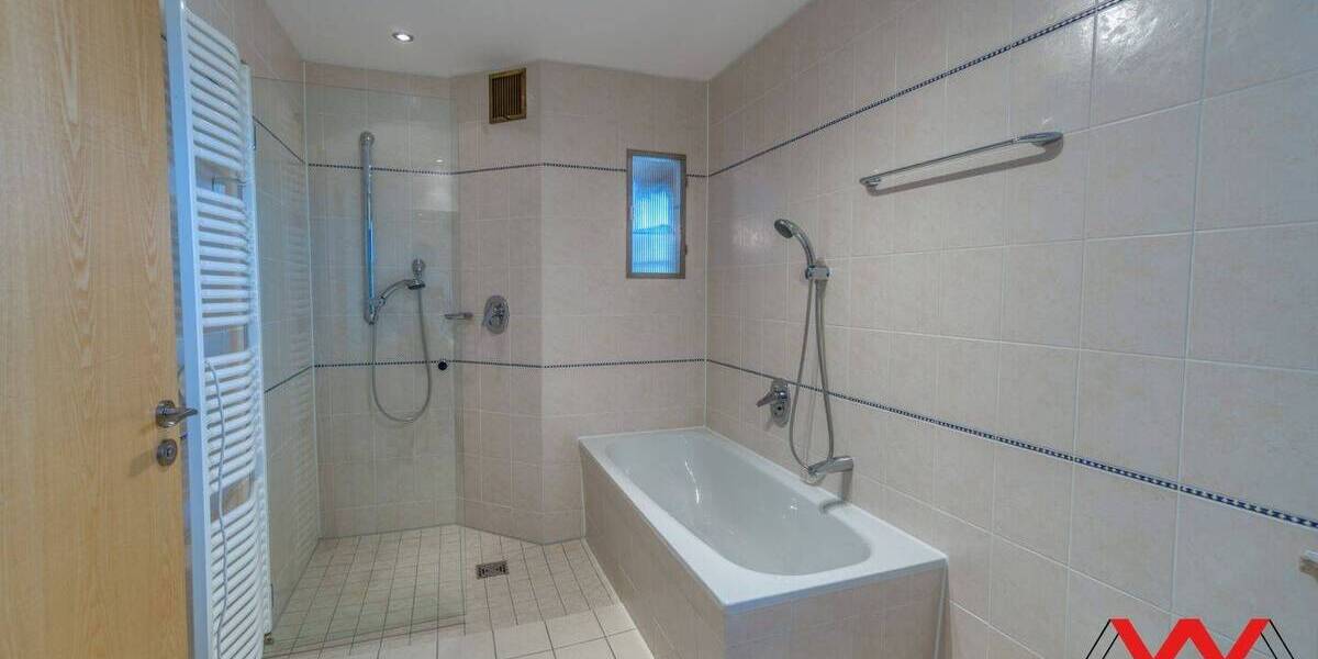 Einfamilienhaus Kirchseeon Buch - 5 Zimmer, 184 m&sup2;, 2.480&euro; | Angebot:23574235