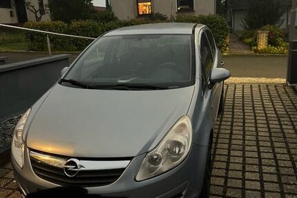 Opel Corsa 174.000 km 2.300 € Kassel 34123