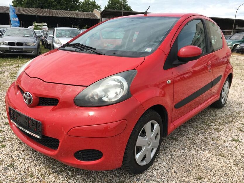 Aygo (X)