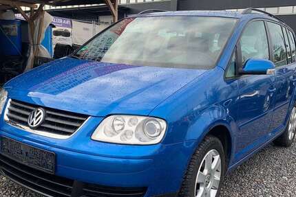 VW Touran 220.077 km 2.099 € Filderstadt Plattenhart 70794