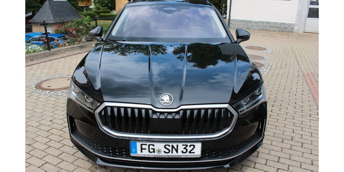 Skoda Superb 18.000 km 37.990 &euro; Neuhausen 09544