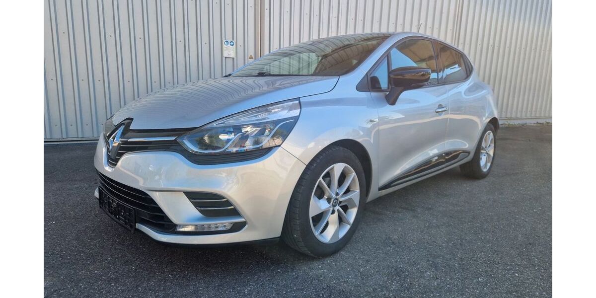 Renault Clio 110.000 km 8.499 &euro; Schlierbach 73278