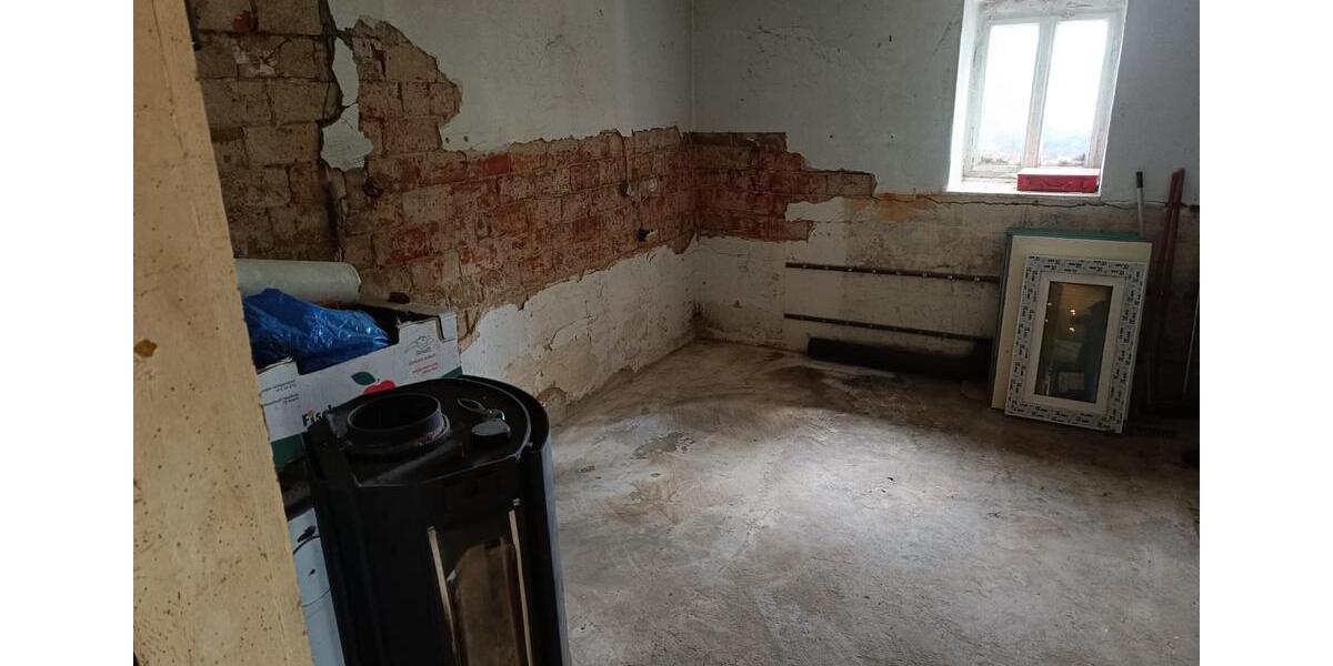 Einfamilienhaus Heidenau - 3 Zimmer, 120 m&sup2;, 58.000&euro; | Angebot:25961753