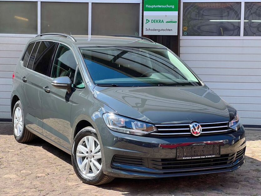 VW Touran 109.000 km 25.000 € Käbschütztal OT Krögis bei Dresden 01665