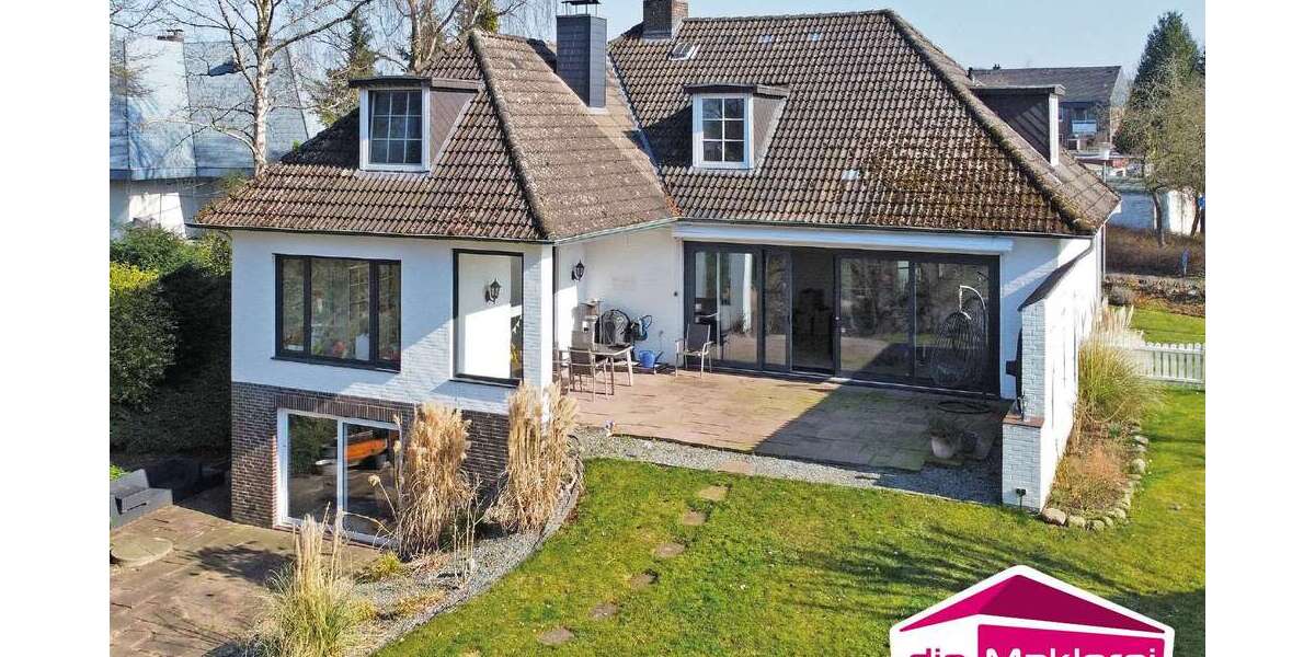 Haus zum Kaufen in Bad Segeberg 589.000 € 238 m² 6 zimmer