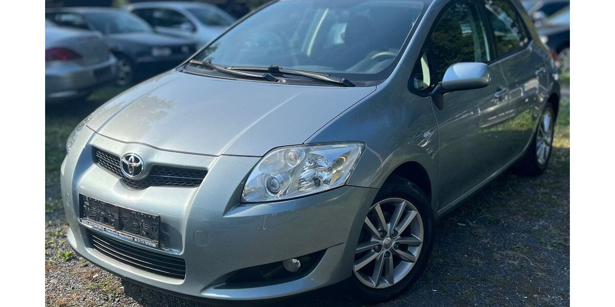 Toyota Auris 147.000 km 5.299 € Müschenbach 57629