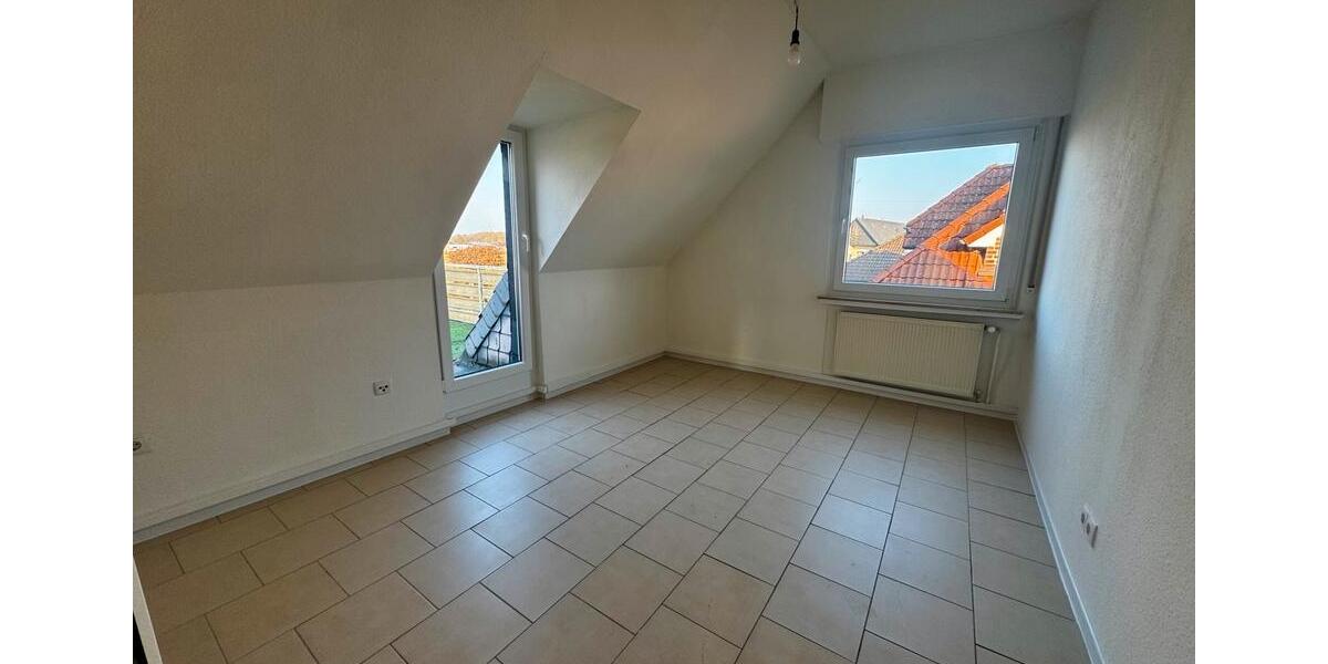 Dachgeschoßwohnung Löningen - 3 Zimmer, 83 m&sup2;, 700&euro; | Angebot:25351153