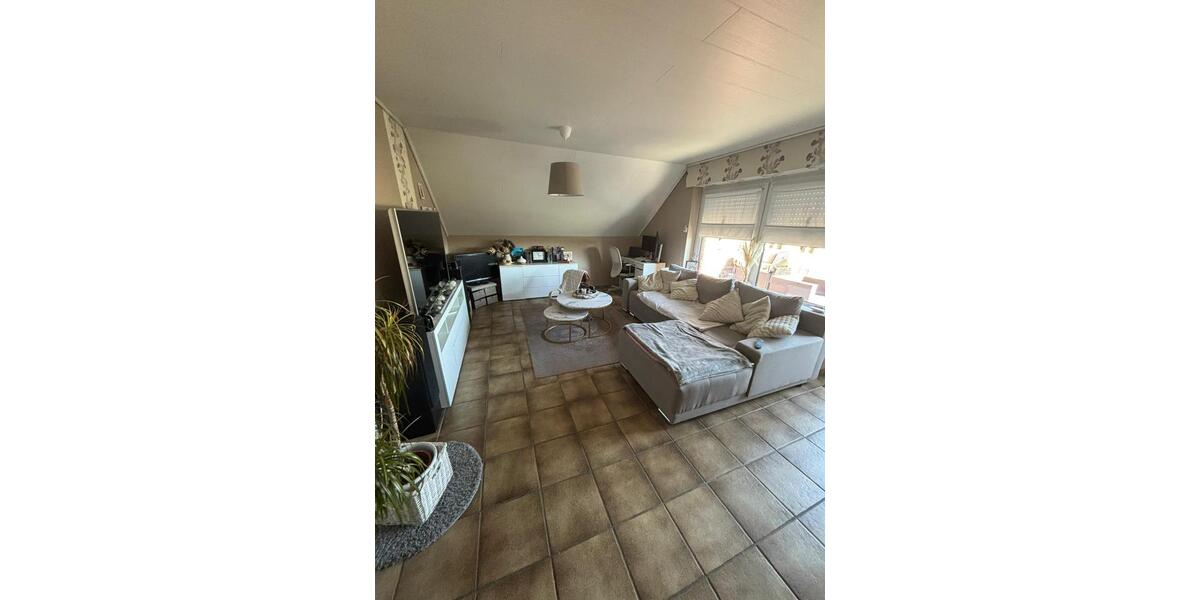 Etagenwohnung Würselen - 3 Zimmer, 73 m&sup2;, 750&euro; | Angebot:26400642