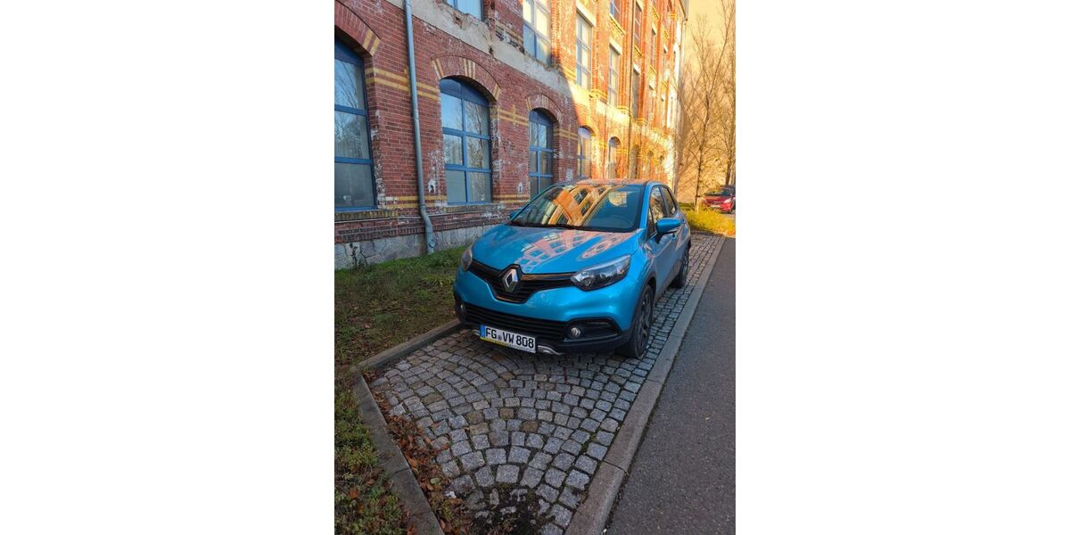 Renault Captur 45.600 km 9.900 &euro; Flöha 09557