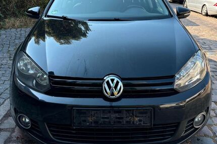 VW Golf 172.000 km 5.500 &euro; Berlin 13409
