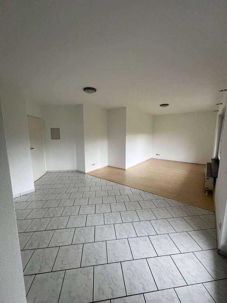 Wohnung zum Mieten in Niedernhausen 390 € 35 m²