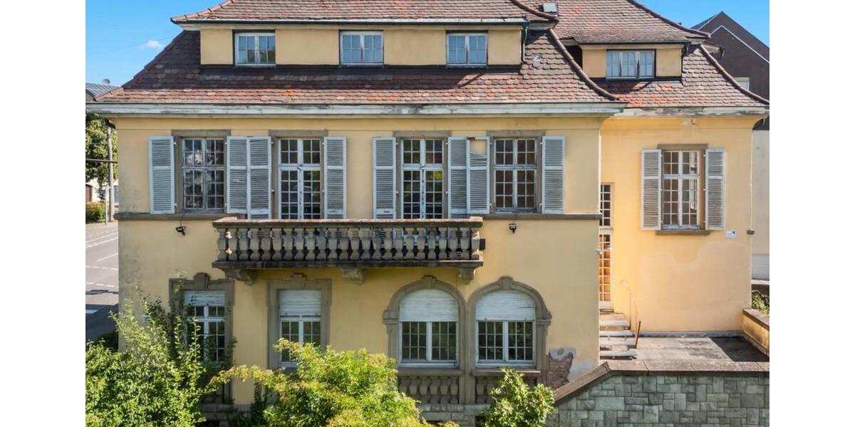 Villa Rastatt - 25 Zimmer, 600 m&sup2;, 1.200.000&euro; | Angebot:26041541