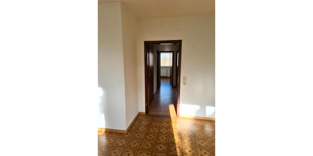 Etagenwohnung Dessau-Roßlau Brambach - 3 Zimmer, 59 m&sup2;, 50.000&euro; | Angebot:26731142