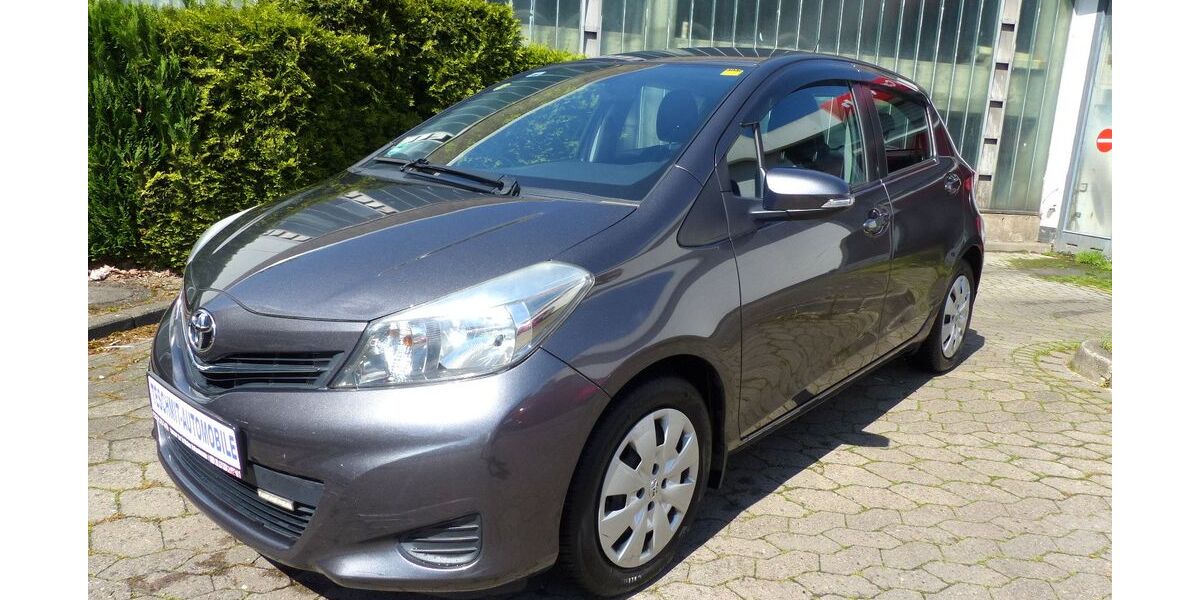 Toyota Yaris 97.000 km 8.499 &euro; Hannover 30179