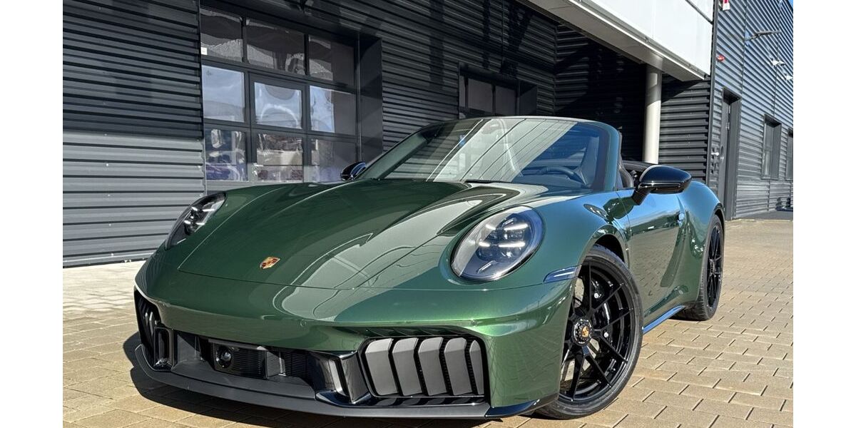 Porsche 992 9.900 km 205.639 &euro; Ettlingen 76275