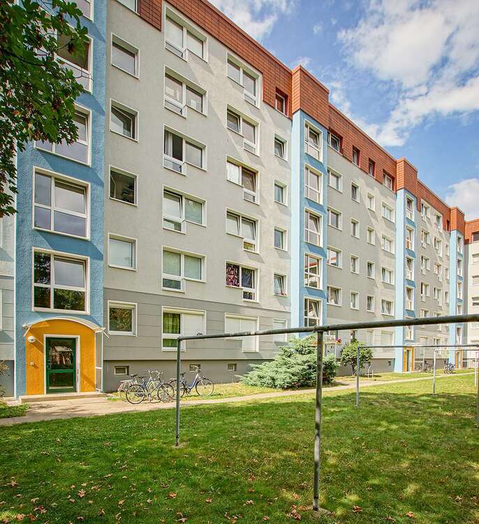 Wohnung zum Mieten in Dresden 243,05 € 26.56 m²