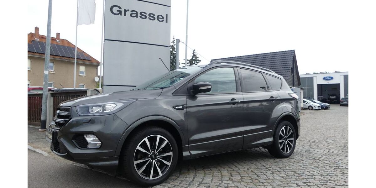 Ford Kuga 70.400 km 17.700 &euro; Weinböhla 01689