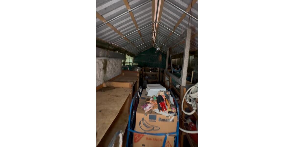 LAGER, LAGER, LAGER… BAUERNHAUS MIT SCHEUNE MIETEN ODER KAUFEN 5 zimmer