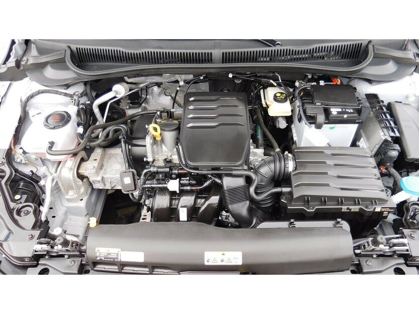 VW Polo 1.0 Life MPI BMT 4Trg Klima Navi LED 21.000 km 15.690 € Vordorf 38533