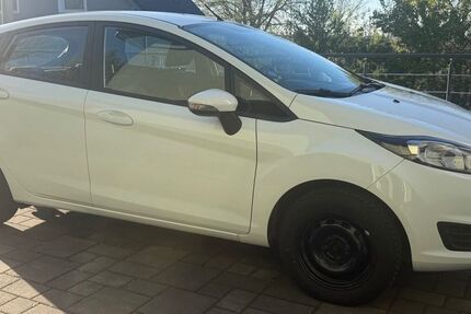Ford Fiesta 40.175 km 8.099 &euro; Zwickau 08064
