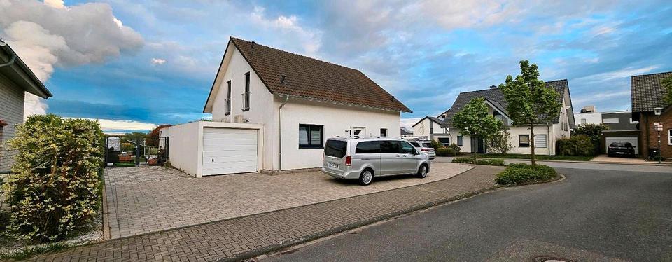Einfamilienhaus Eschweiler - 5 Zimmer, 175 m&sup2;, 649.000&euro; | Angebot:27117925