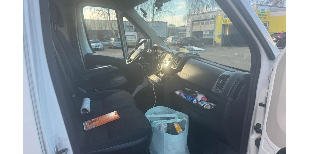 Peugeot Boxer 253.000 km 16.500 &euro; Krefeld 47807