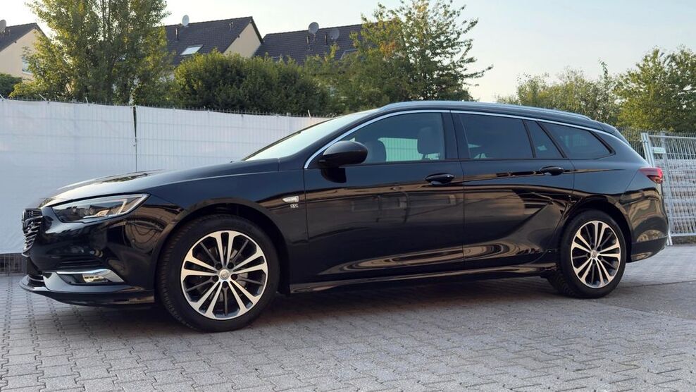 Opel Insignia 115.625 km 16.300 € Siegburg 53721