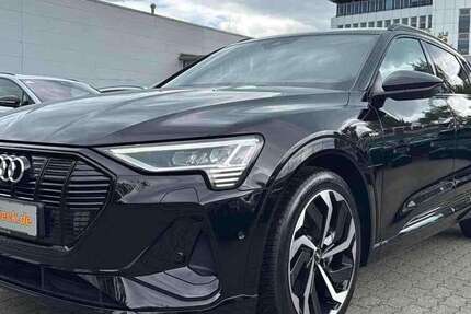 Audi e-tron 55.404 km 35.950 &euro; Hamburg 22047