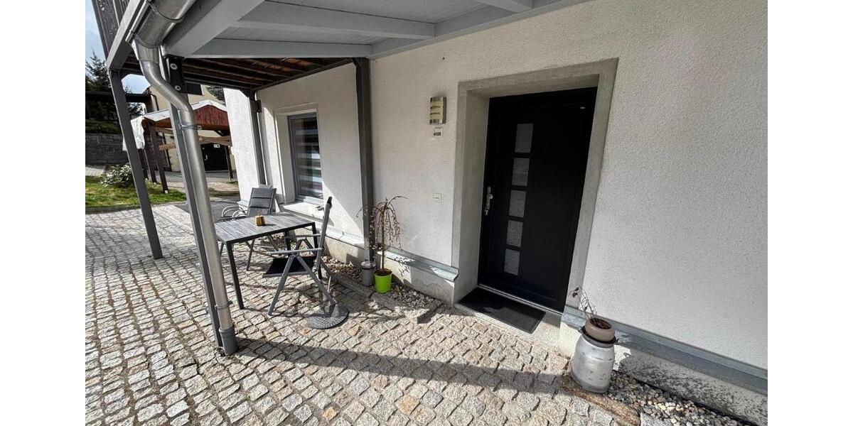 Erdgeschoßwohnung Schirgiswalde-Kirschau Kirschau - 3 Zimmer, 108 m&sup2;, 800&euro; | Angebot:26145375