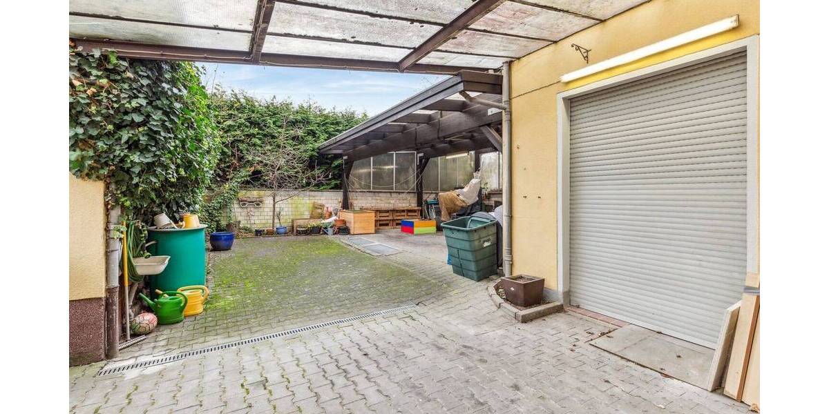 Mehrfamilienhaus, Wohnhaus Kriftel - 9 Zimmer, 253 m&sup2;, 695.000&euro; | Angebot:25996136