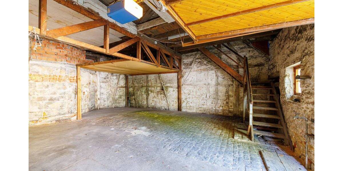 Mehrfamilienhaus, Wohnhaus Ludwigsburg Mitte - 1 Zimmer, 250 m&sup2;, 848.000&euro; | Angebot:26695555