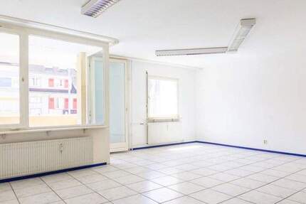 Wohnung Weil am Rhein - 2 Zimmer, 82 m&sup2;, 1.400&euro; | Angebot:25542186