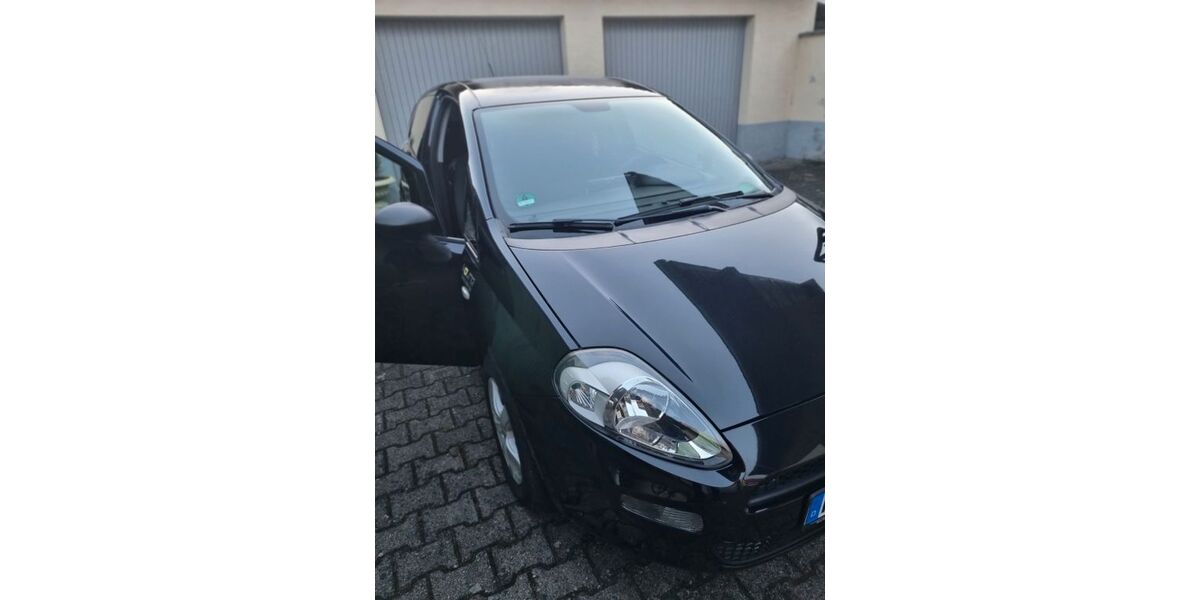 Fiat Punto 123.350 km 2.800 &euro; Bretten 75015