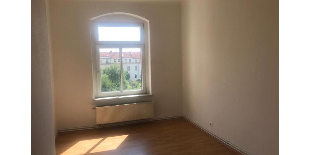 Etagenwohnung Großröhrsdorf - 3.5 Zimmer, 83 m&sup2;, 460&euro; | Angebot:25410133