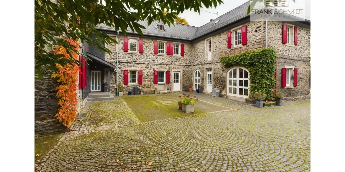 Einfamilienhaus Elbtal - 13 Zimmer, 380 m&sup2;, 2.995&euro; | Angebot:24695582
