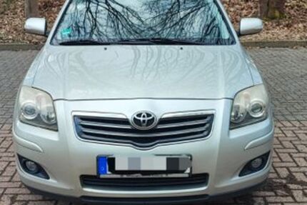 Toyota Avensis 217.000 km 3.499 &euro; Neuss 41469