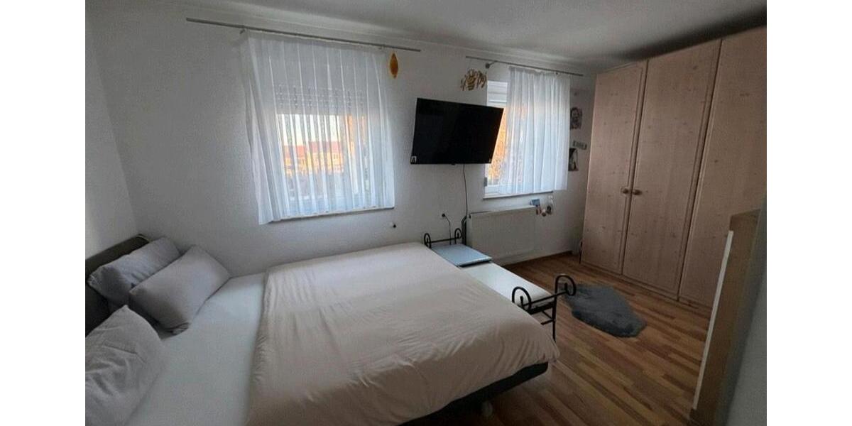 Reihenhaus Reutlingen Sondelfingen - 4 Zimmer, 98 m&sup2;, 370.000&euro; | Angebot:26681448