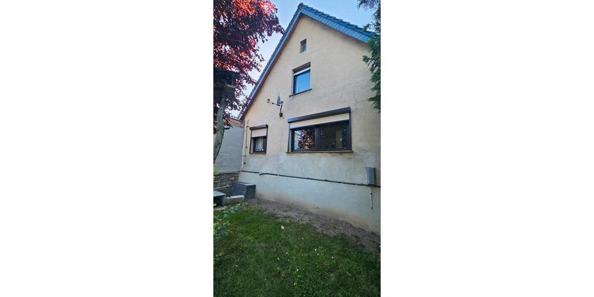 Einfamilienhaus Calbe (Saale) - 4 Zimmer, 110 m&sup2;, 89.000&euro; | Angebot:27143238