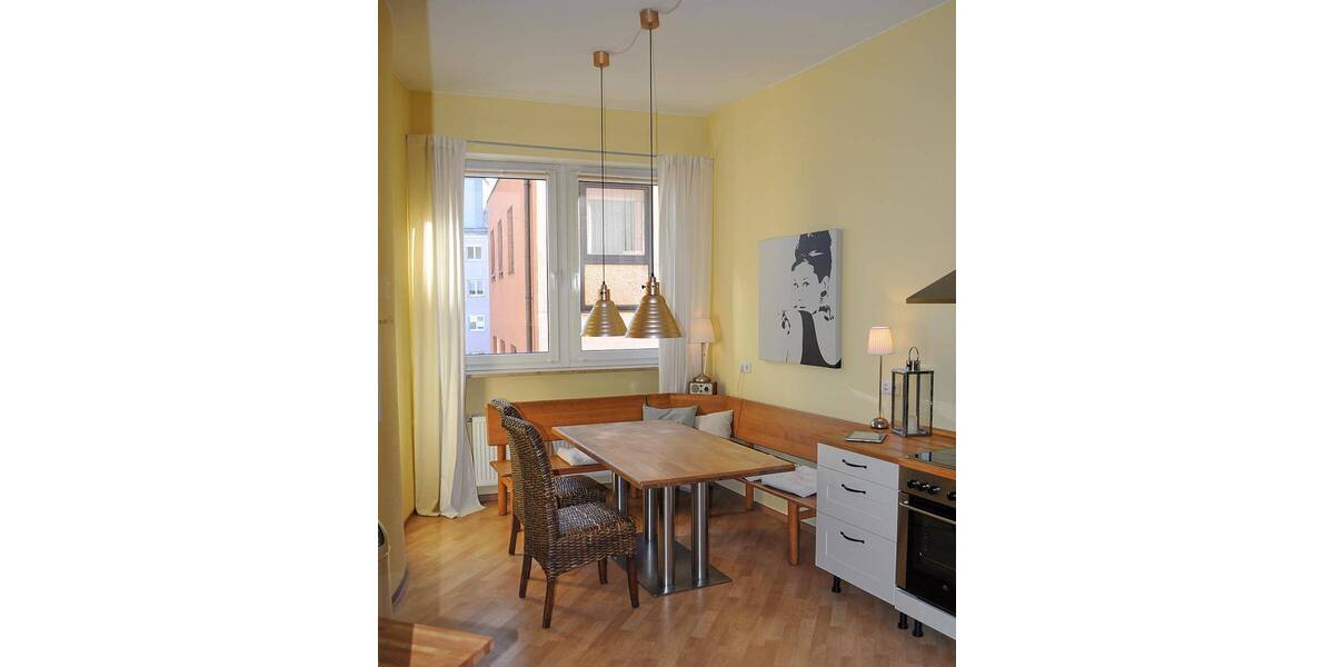 Etagenwohnung Würzburg Altstadt - 3 Zimmer, 93 m&sup2;, 1.050&euro; | Angebot:26292140