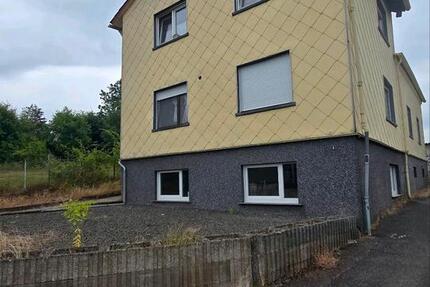 Haus Homburg - 7 Zimmer, 200 m&sup2;, 285.000&euro; | Angebot:27074884