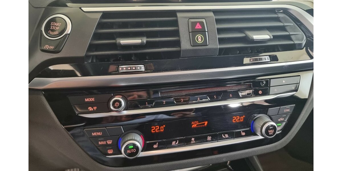 BMW X3 2.0 dA sDrive18 xLine LED AHK HeadUp Hifi 99.800 km 28.850 &euro; Garrel 49681
