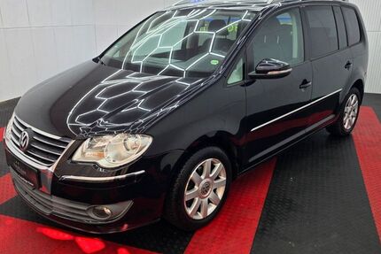 VW Touran 199.999 km 4.950 &euro; Osterode am Harz 37520