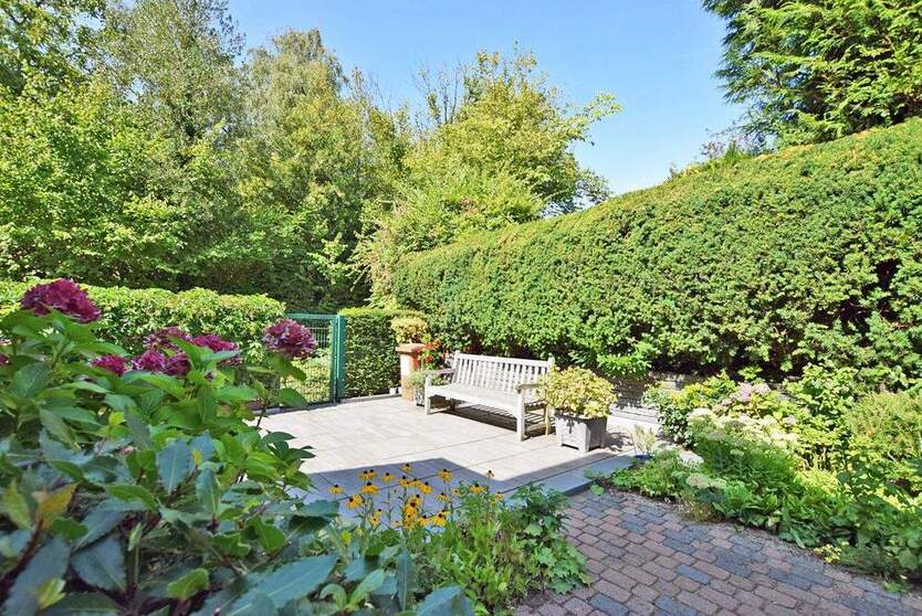 Top-Zustand! Charmante Doppelhaushälfte in idyllischer Lage 5 zimmer