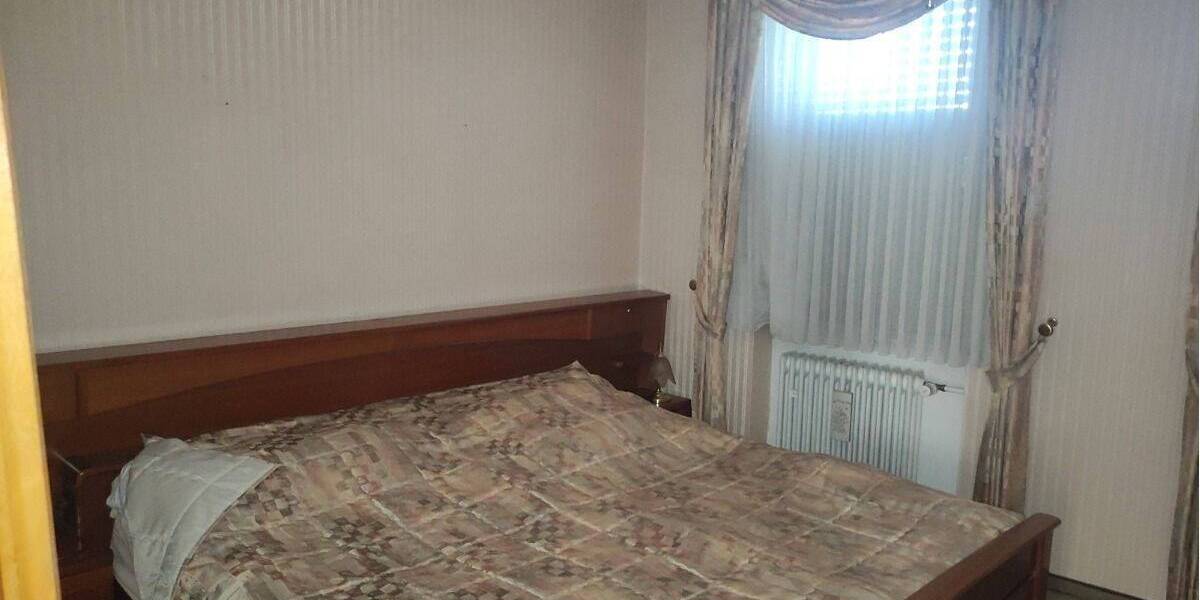 Doppelhaushälfte Mülheim-Kärlich Mülheim - 8 Zimmer, 196 m&sup2;, 180.000&euro; | Angebot:26851852